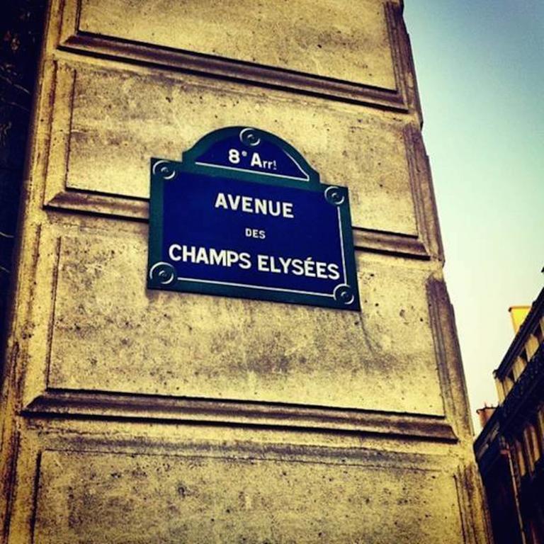 Private Studio - Avenue Des Champs-Elysees Daire Paris Dış mekan fotoğraf