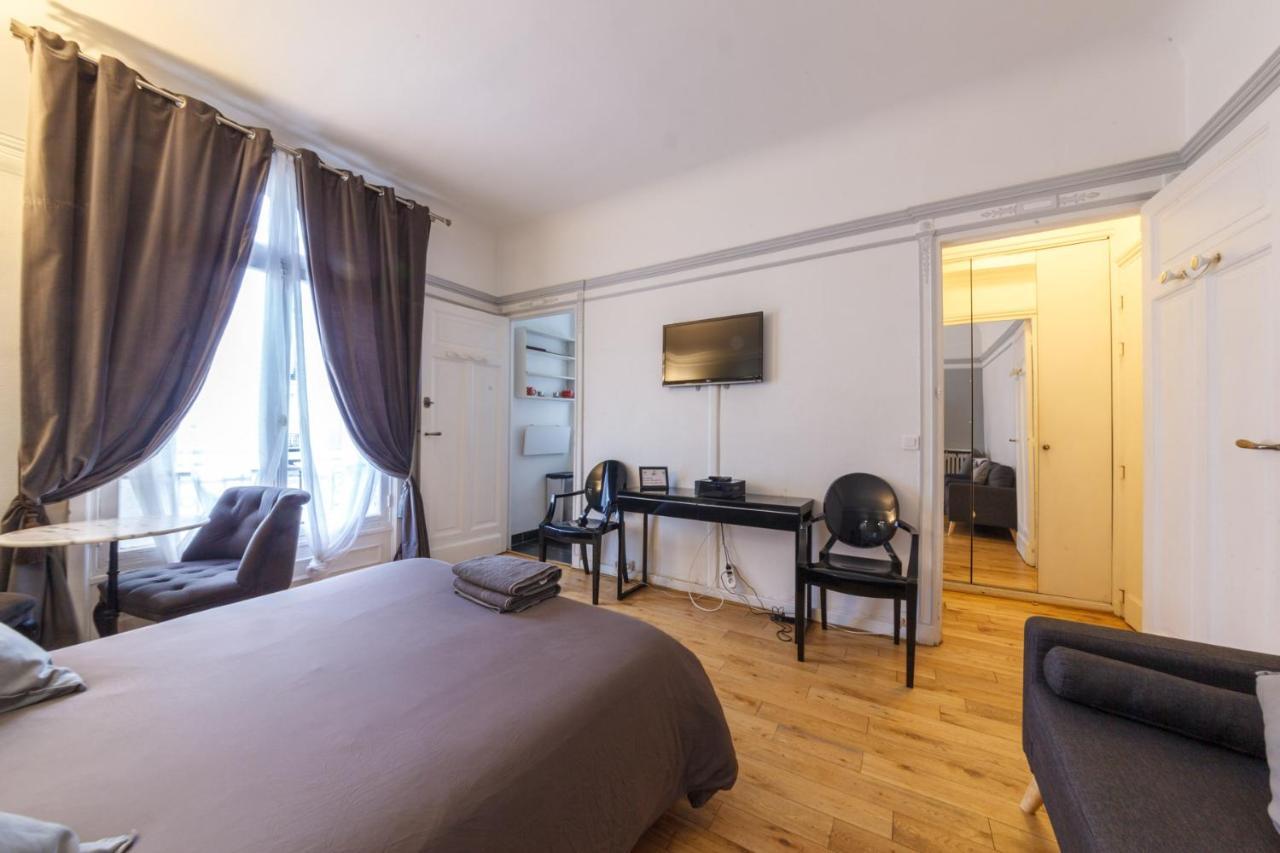 Private Studio - Avenue Des Champs-Elysees Daire Paris Dış mekan fotoğraf