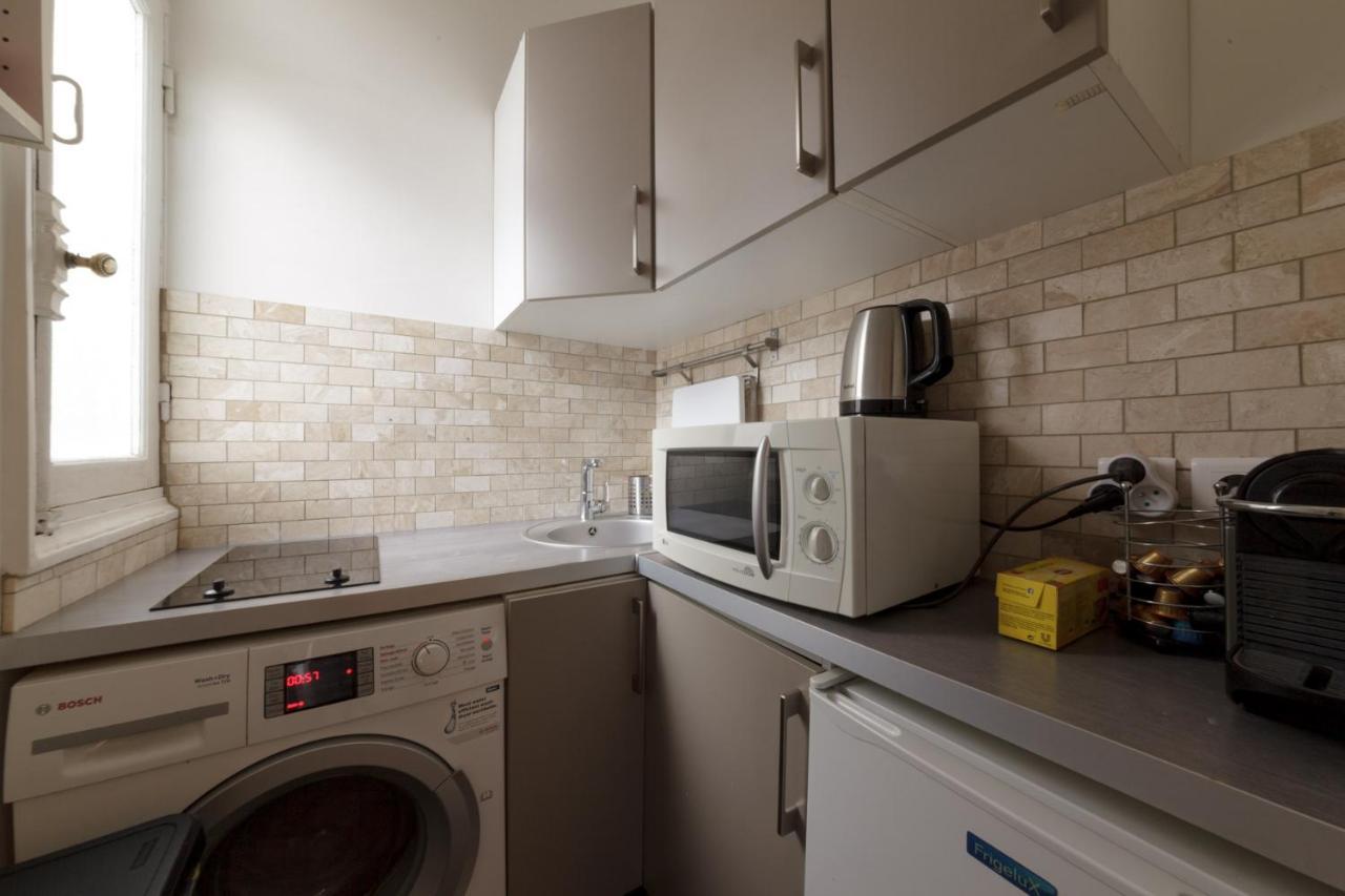 Private Studio - Avenue Des Champs-Elysees Daire Paris Dış mekan fotoğraf
